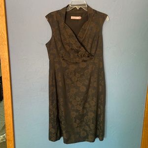 Designer sleeveless dress